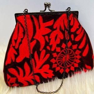 K.C.Malhan Vintage Embroidered & Beaded Kiss-lock Handbag/Clutch